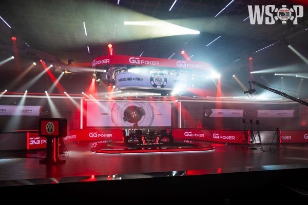 2026 WSOP 메인 이벤트 파이널 테이블 무대. /사진=WSOP 홈페이지